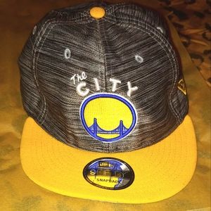 New Era The City Hat Cap Gray Yellow Snap Back Hardwood